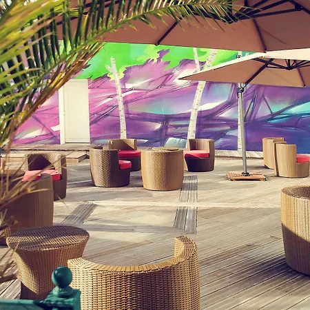Mercure Centre Hotel 4*