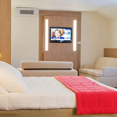Mercure Centre 4*