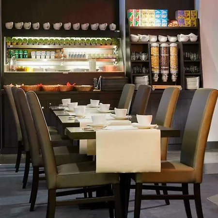 Hotel Mercure Centre 4*